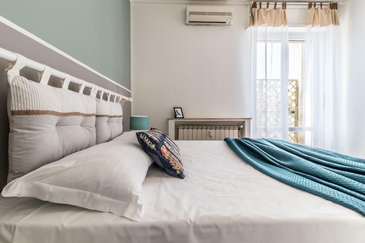 Joivy Modern 1-Bed Flat With Balcony In Portello Милано Екстериор снимка